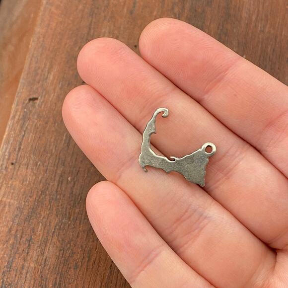 Vintage 925 Sterling Silver "Cape Cod" Mass Spell Out Pendant Bracelet Charm - Picture 2 of 4